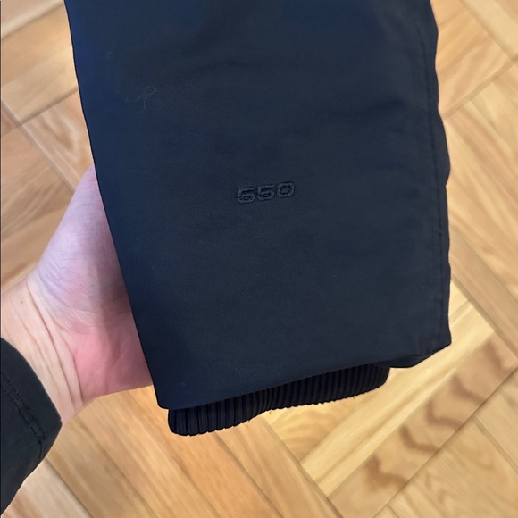 The North Face Men's Hooded McMurdo Bomber Puffer with Removable Fur - Picture 5 of 16